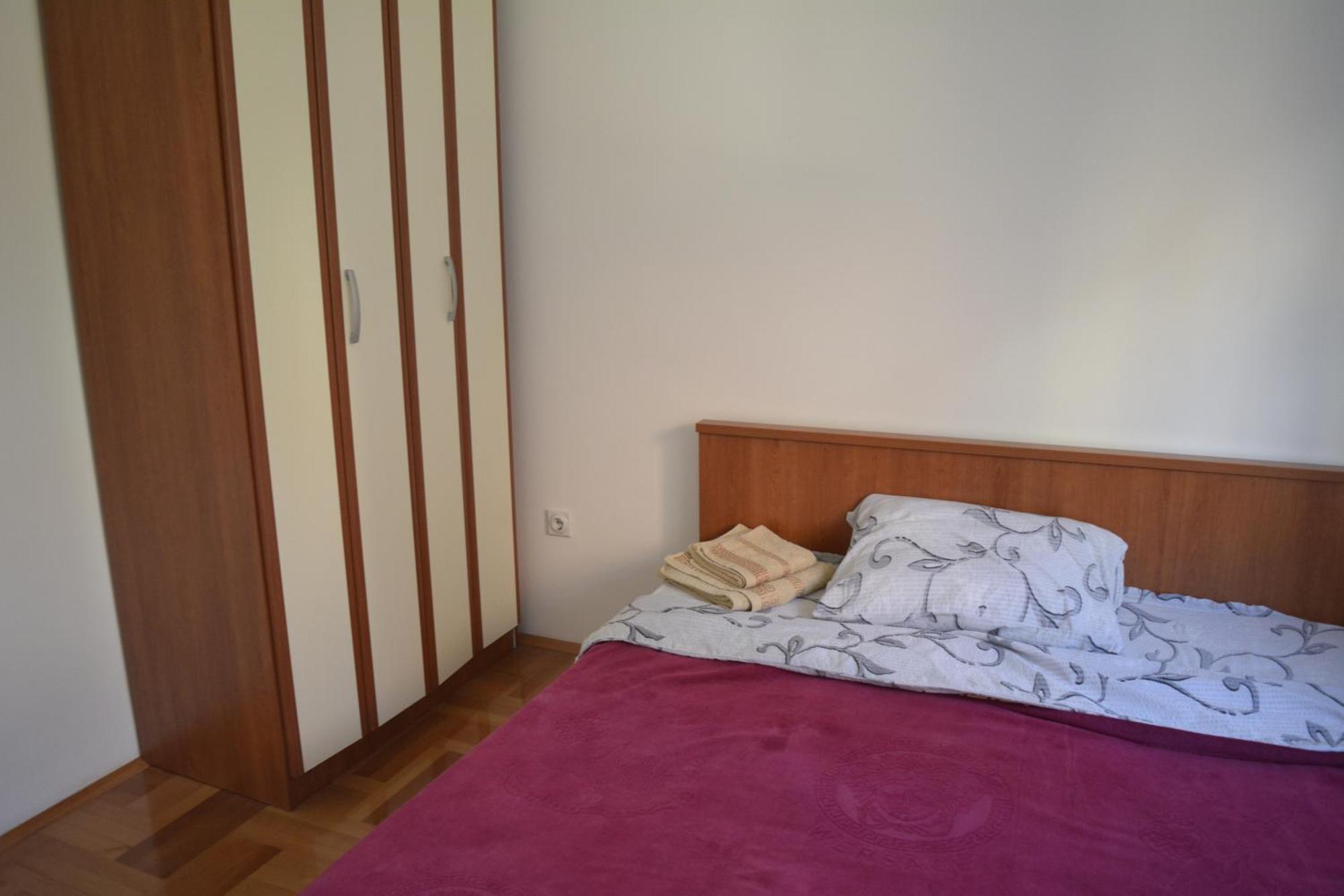 Apartman ปิโรต์ ภายนอก รูปภาพ