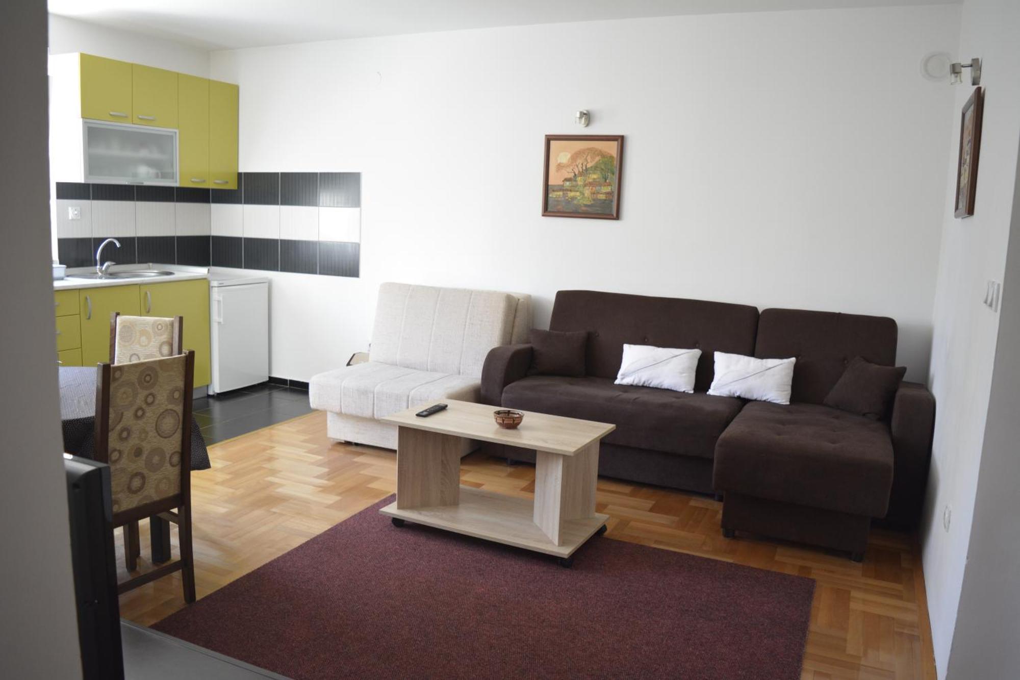 Apartman ปิโรต์ ภายนอก รูปภาพ