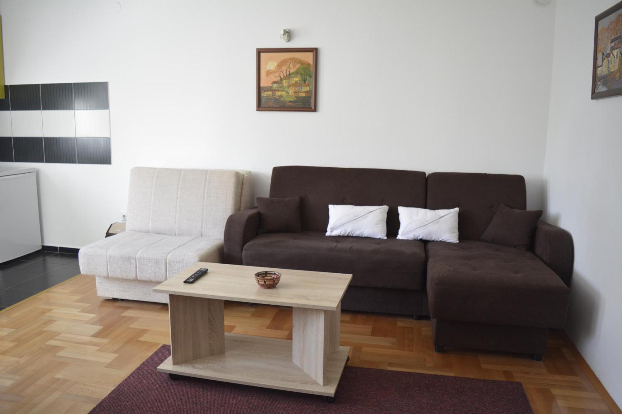 Apartman ปิโรต์ ภายนอก รูปภาพ